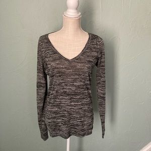 Abercrombie & Fitch
L Black / white long sleeve shirt